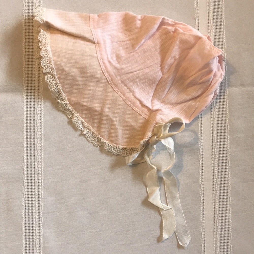VTG Pale Pink Baby Bonnet with Lace Trim